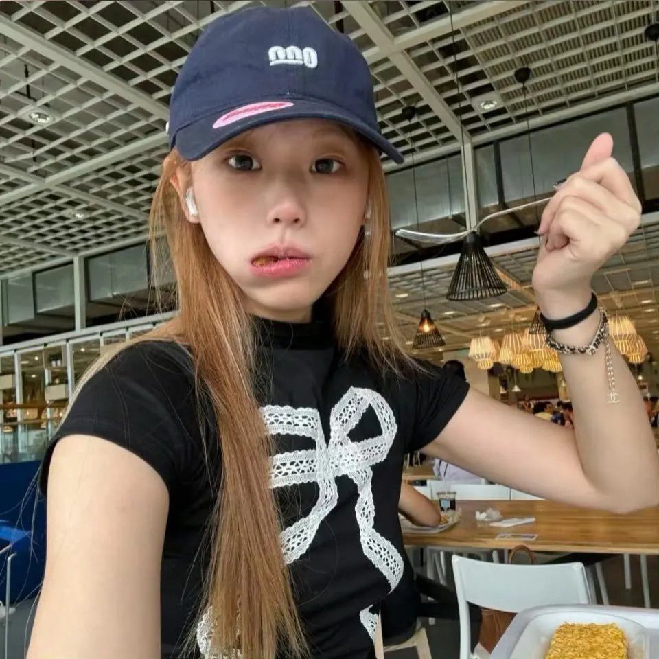 璇宫玉女